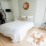 Spacious Apt Near Montmartre